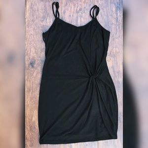 Little Black Dress 🌻🌙🌛🧜🏻‍♀️